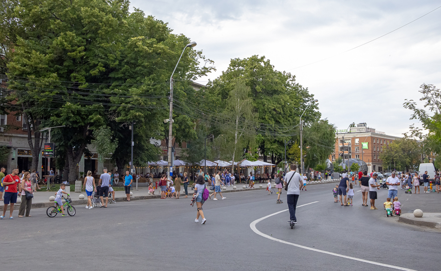 Domnească, pietonală la sfârșit de săptămână